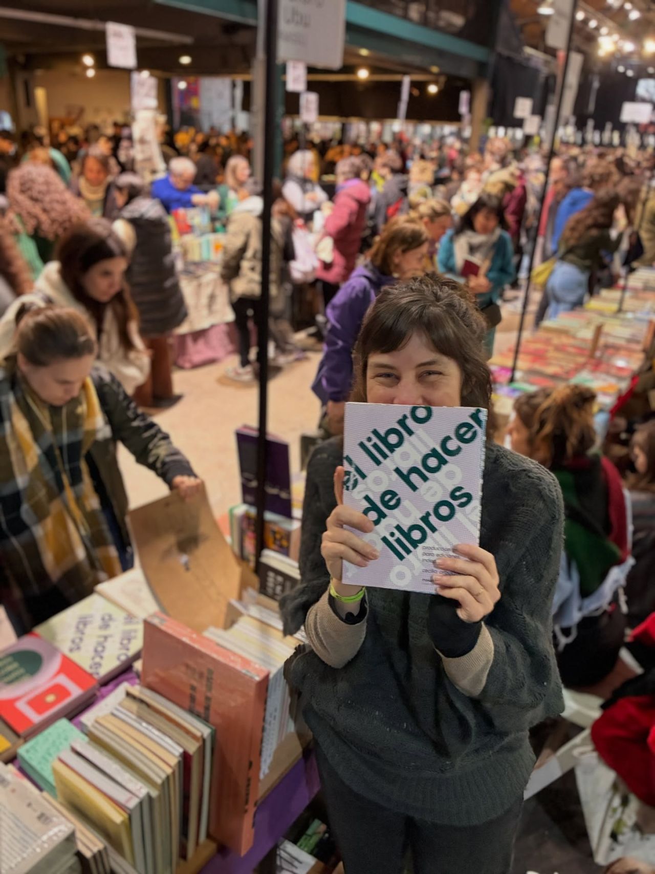 Papel y diseño: acompañando a Cecilia Arbolave en la FED’26